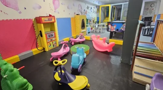 مهد-کودک-غنچه-های-آسمان-(سعادت-آباد)