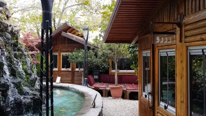 رستوران-آبی