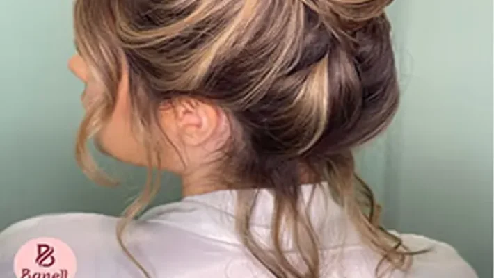 سالن-زیبایی-بانل