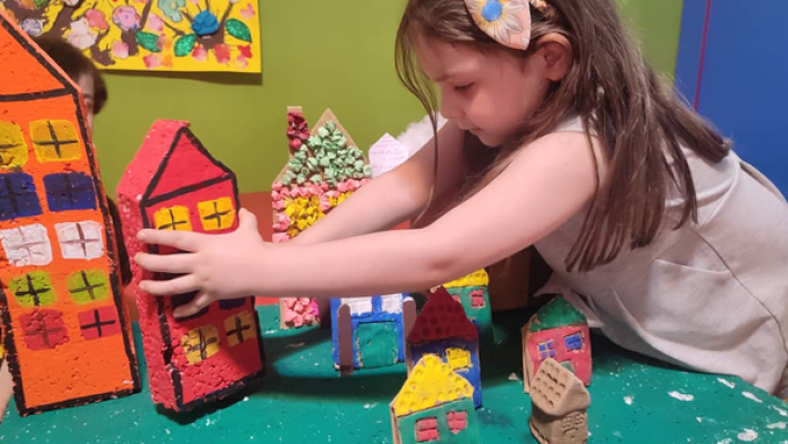 مهد کودک اردیبهشت (شهرک غرب)